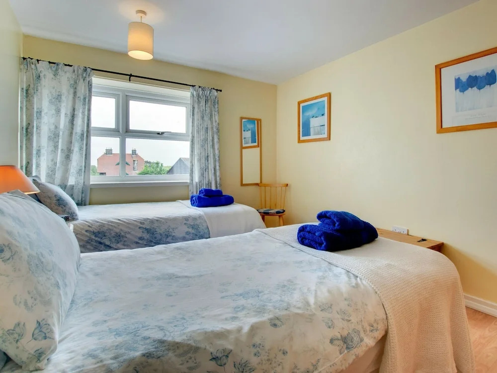 A Delightful Coastal Apartment Near the Beach