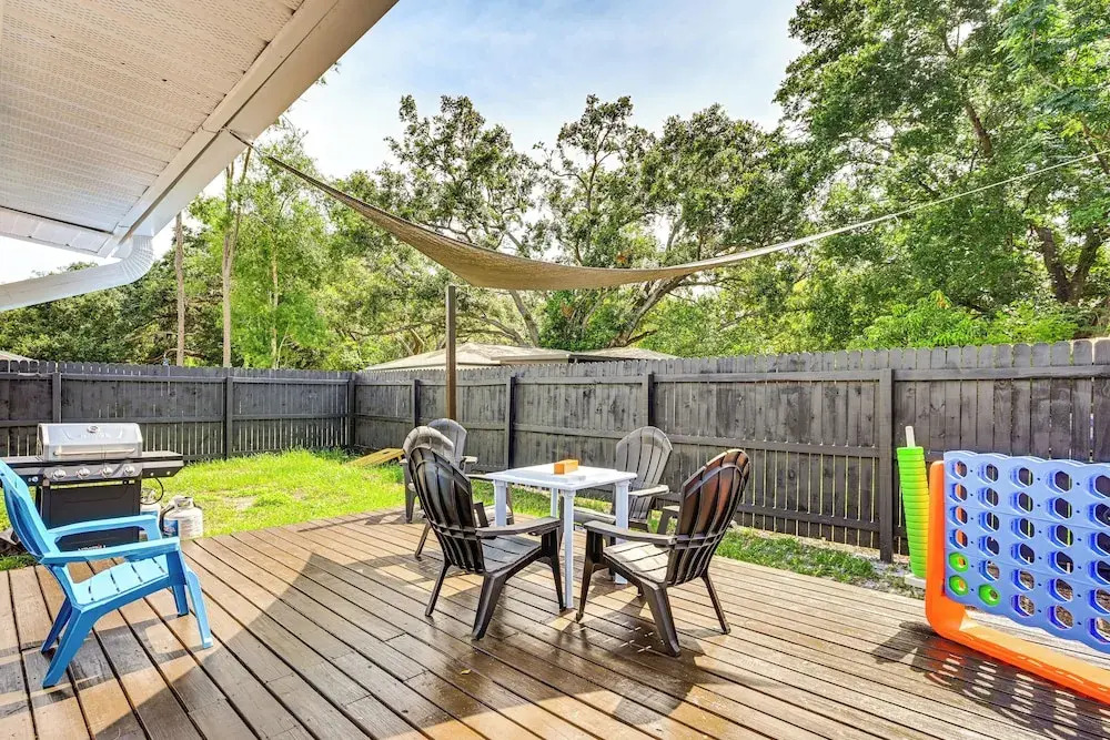 Breezy Lutz Home w/ Patio: Perfect for Long Stays