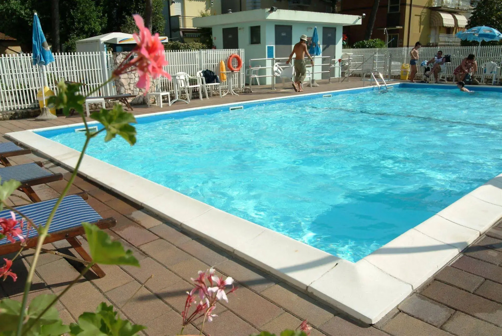 Miramare Hotel Ristorante Convegni aperto tutto lanno