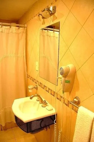 Cabañas Detras del Ciprés