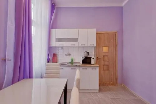 Honey Hostel