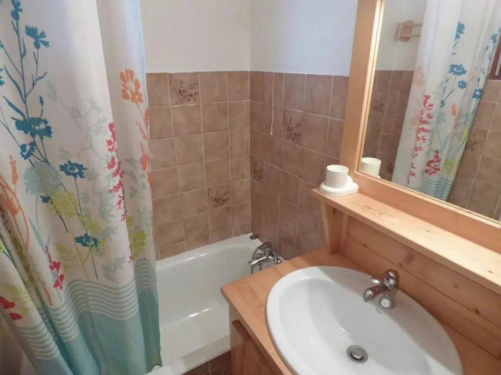 Studio Le Grand-Bornand, 1 pièce, 4 personnes - FR-1-458-114