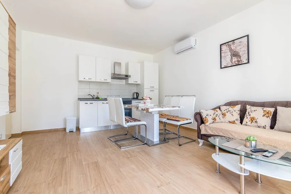 Apartment Lea