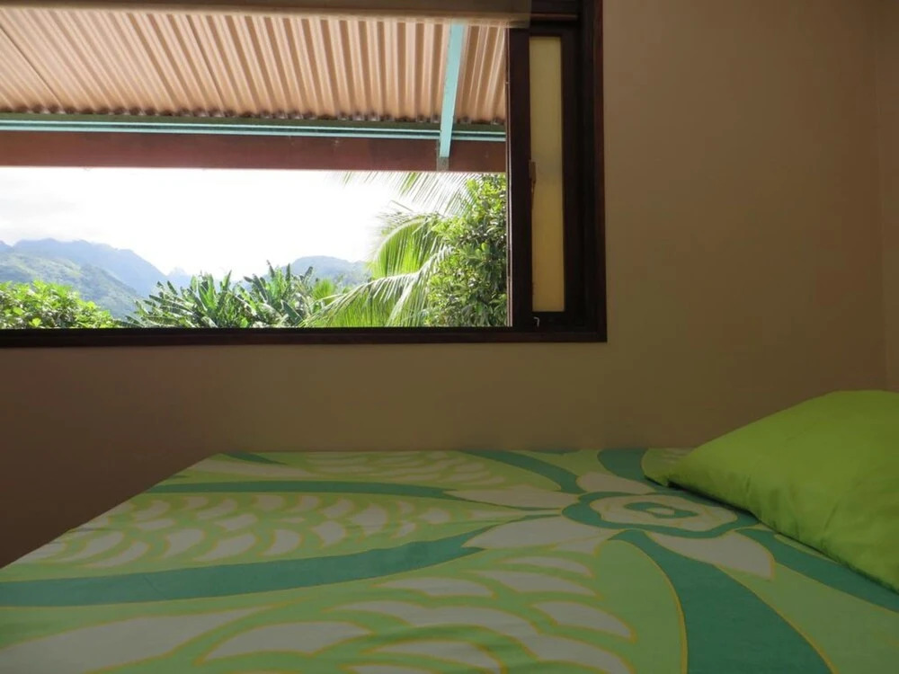 Taharuu Surf Lodge