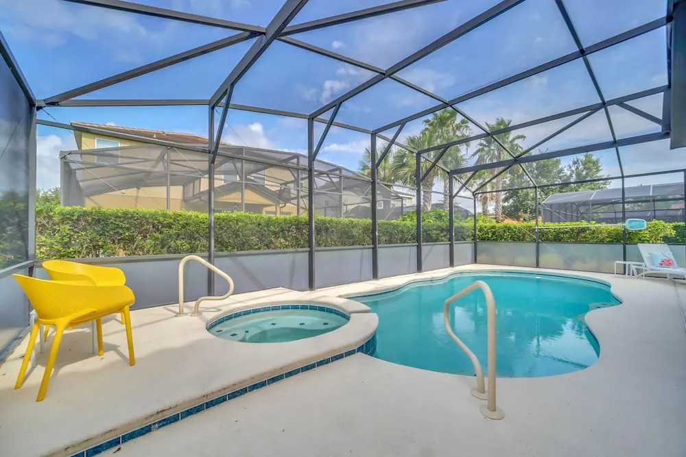 4200 Oak Tree Drive