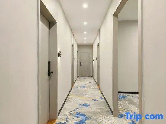 Xiguo Hotel (Huiyou Plaza Branch, Aowei Road, Xiong'an New Area)