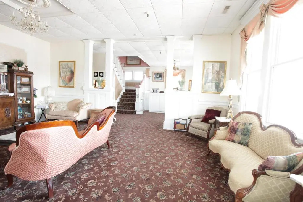 Hotel Macomber ADULTS ONLY