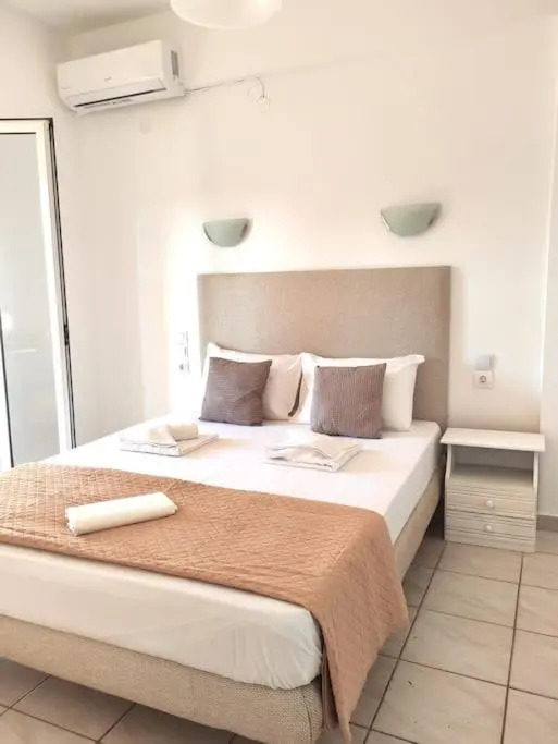#5 Giorgos & Chara apartments