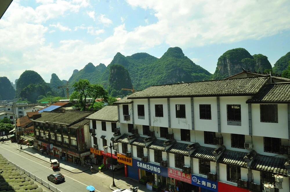 Qingfeng Hotel
