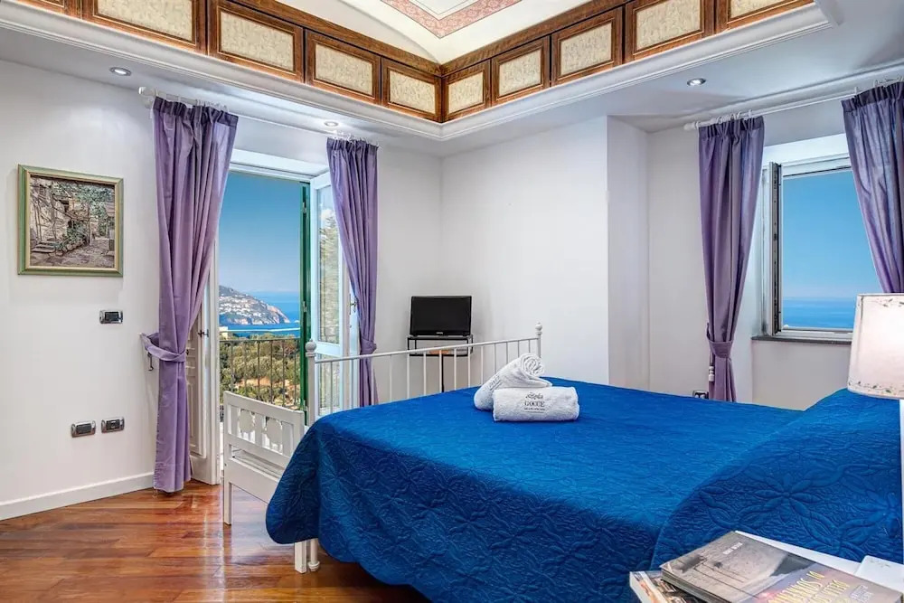 GOCCE VILLAS - The Palace Villa Escondida