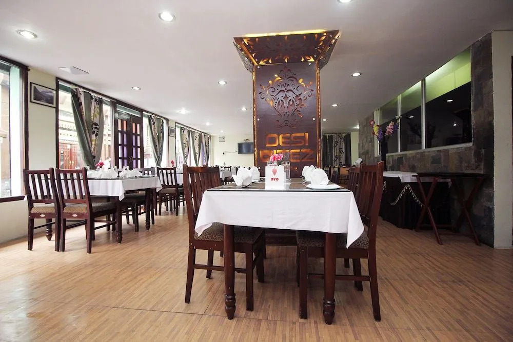 OYO 7431 Hotel Tushita
