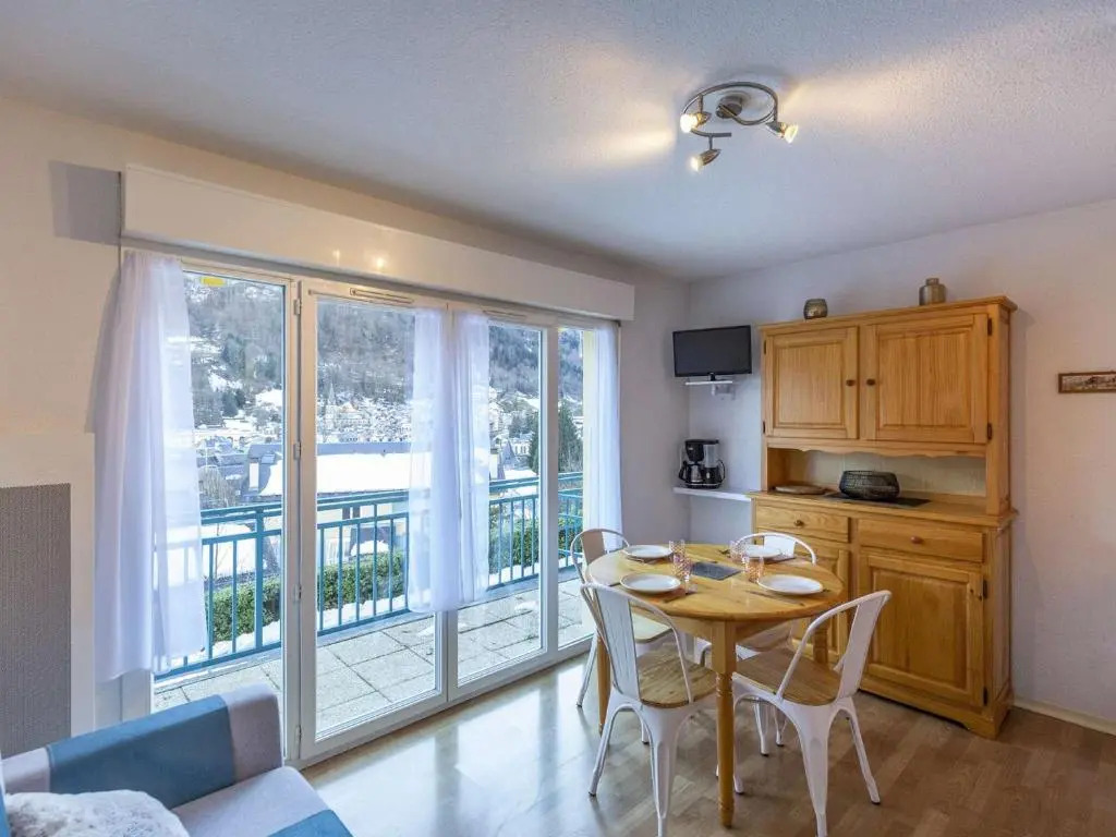 Appartement Cauterets, 2 pièces, 4 personnes - FR-1-401-135