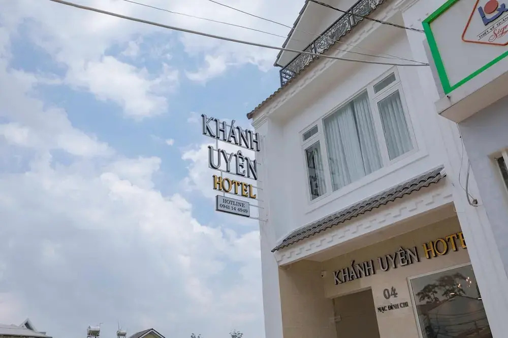 Khánh Uyên 1 Hotel