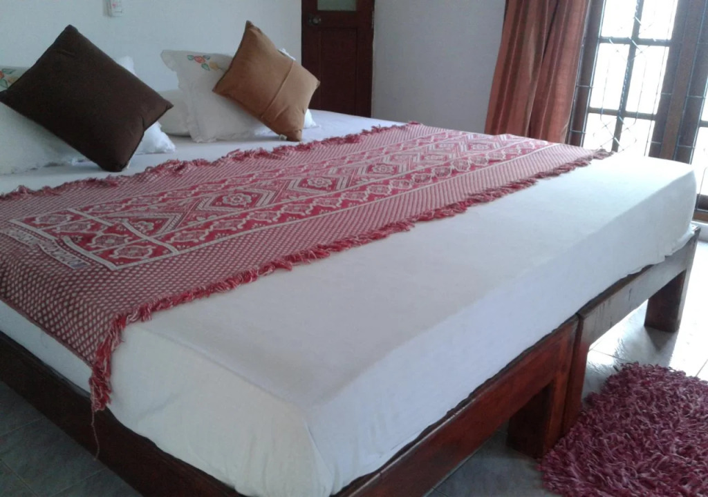 Lakeside resort Habarana