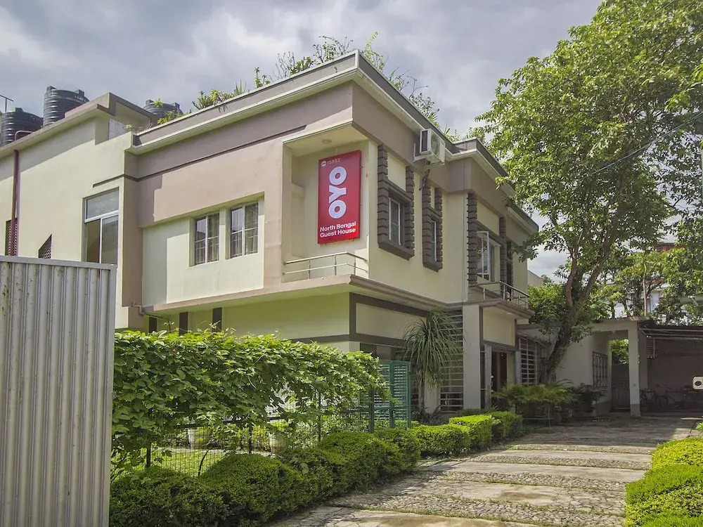 Oyo 15953 North Bengal Guest House