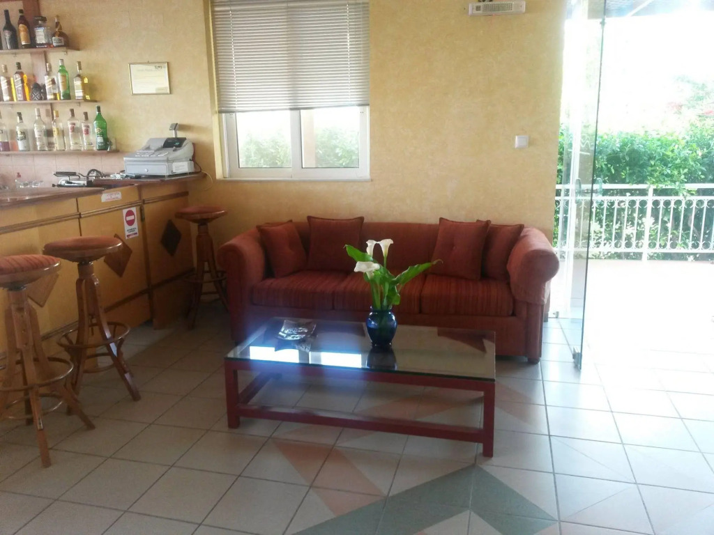 Zannis Hotel