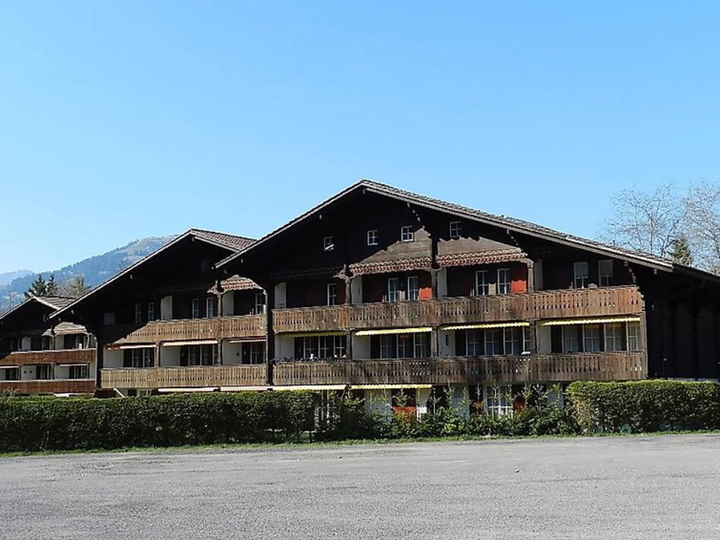 Apartment Oberland Nr- 3 by Interhome