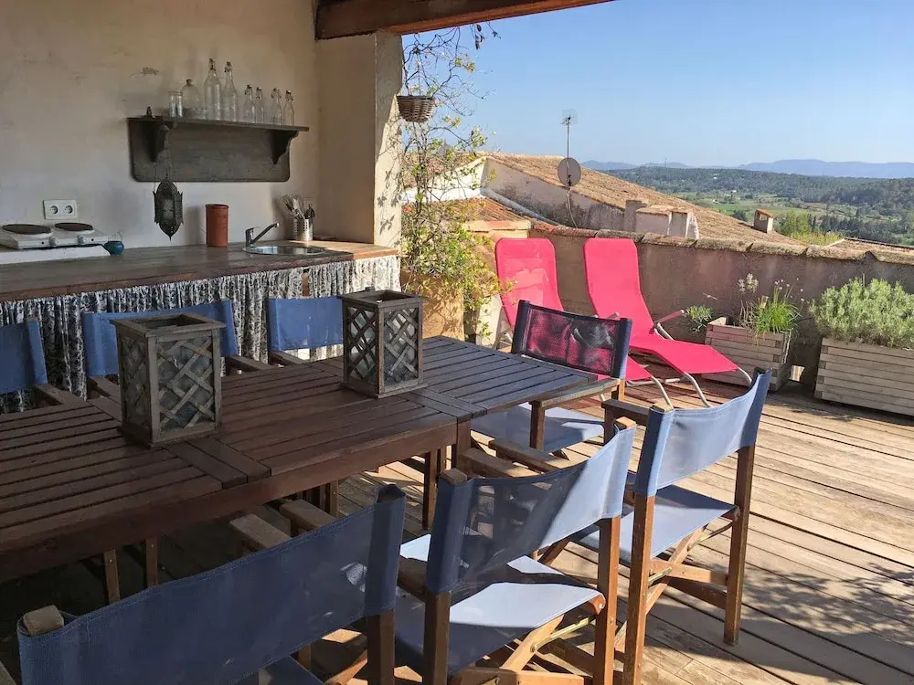 Peaceful Mansion With Roofed Terrace in Lorgues France