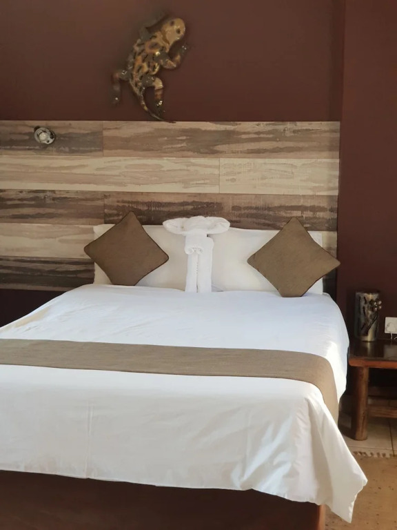 Kalahari Sands Guest Lodge