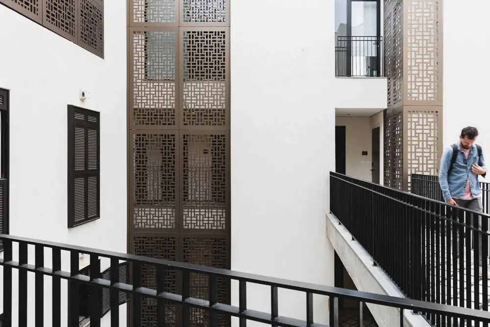 Netas Art by TLV2RENT