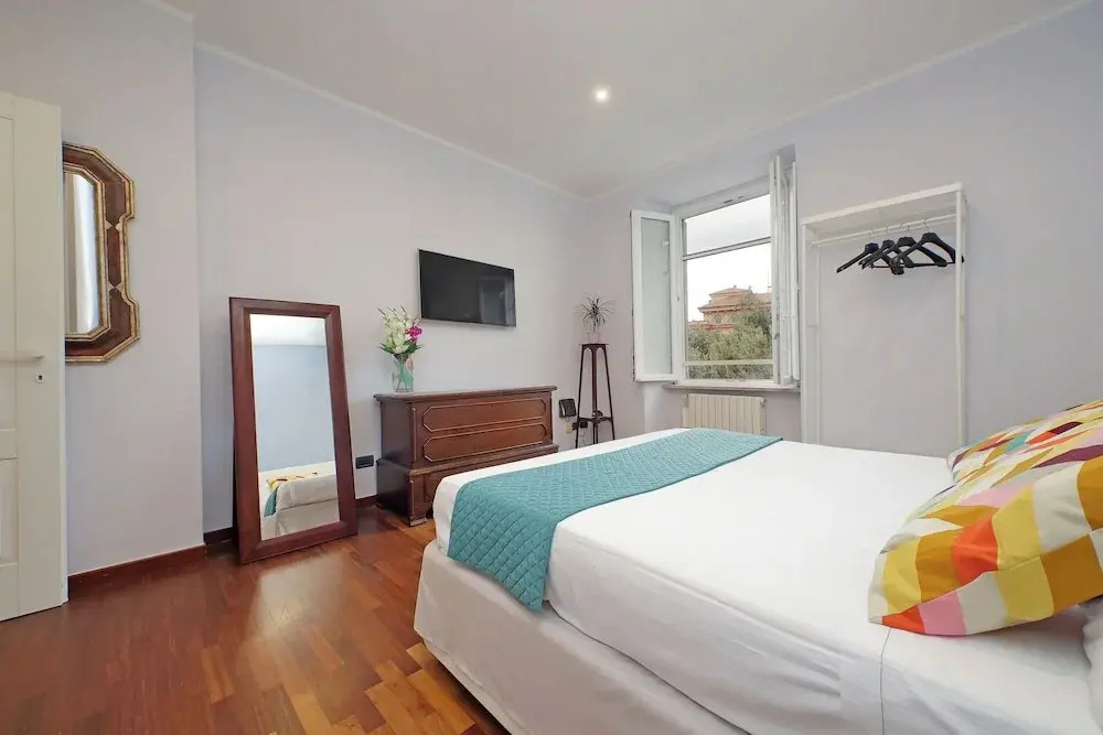 Testaccio Luminous And Large Apartment