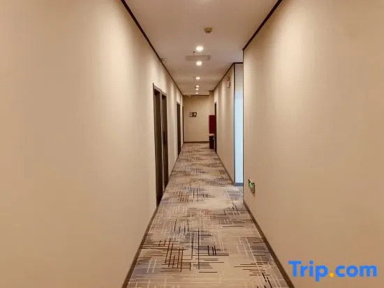 Yiju Hotel (Shijiazhuang Zhonghua North Street Branch)