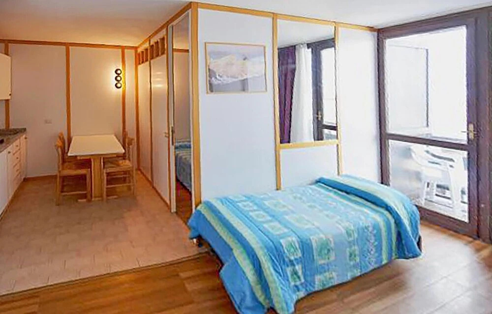 Nice Apartment in Vason With 1 Bedrooms