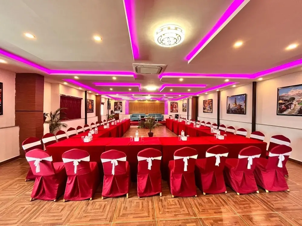 Hotel Royal Airport