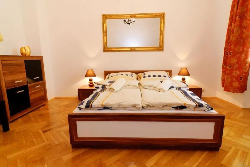 P&J Apartamenty Św. Krzyża
