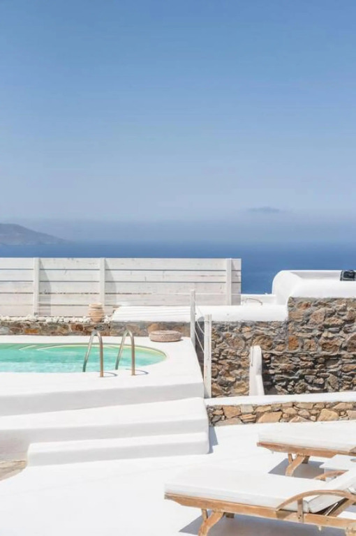 Fanari Studio 2 with panoramic pool