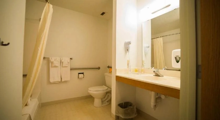 River Valley Inn & Suites
