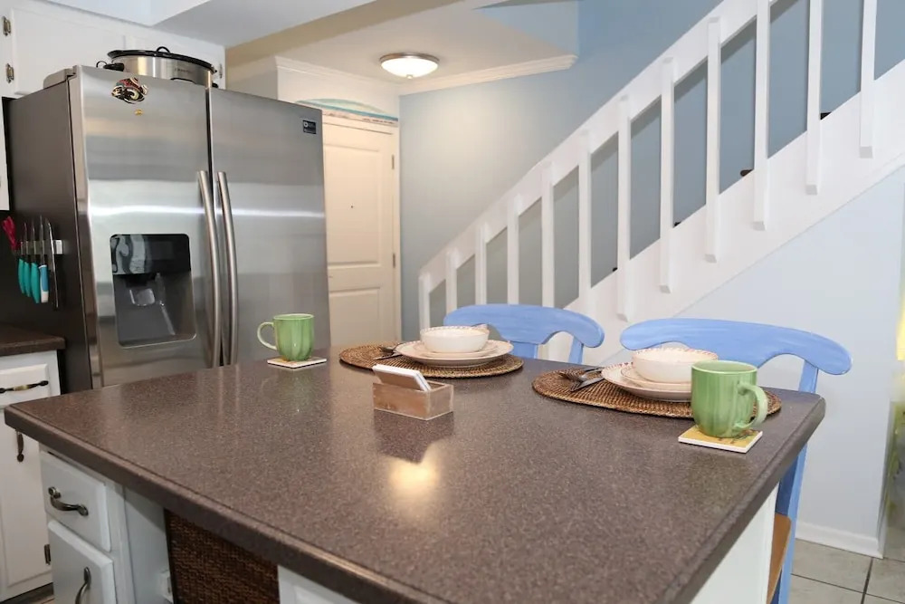 Beachwalk #4 2 Bedrooms 2 Bathrooms Townhouse