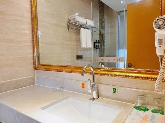 Vienna Hotel (Fangchenggang Fangcheng)