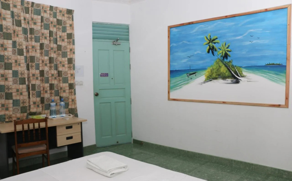 Raalhu Lodge