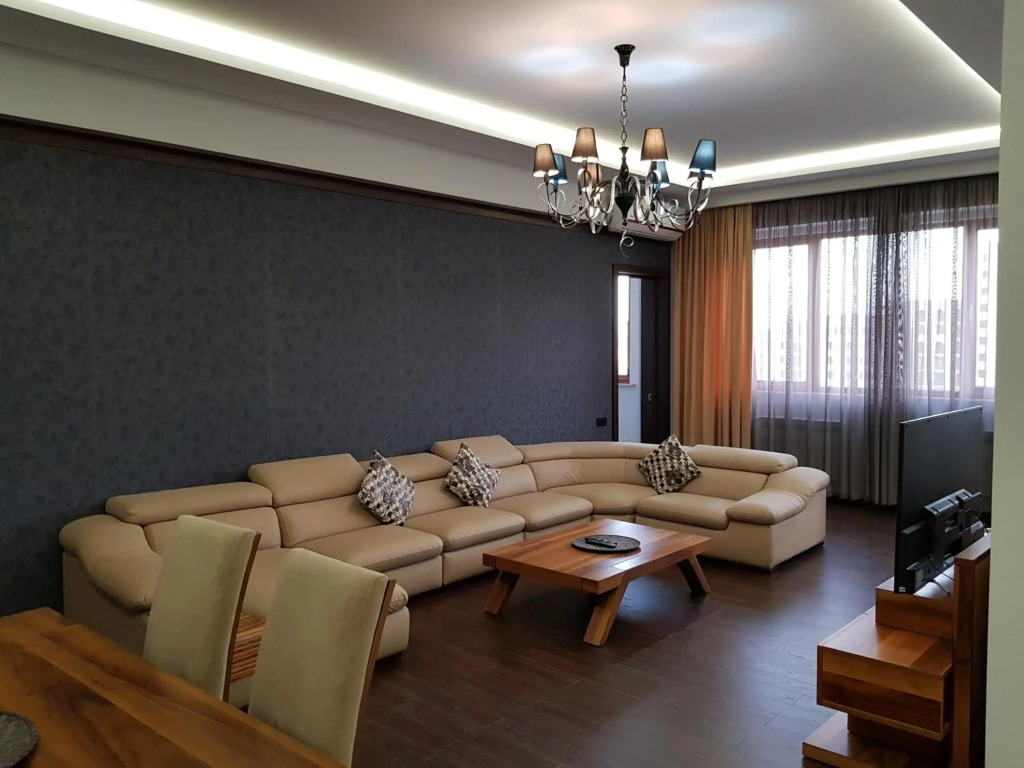 Northern Avenue - Teryan crossroads 3bedroom Modern and comfortable apartment TT666