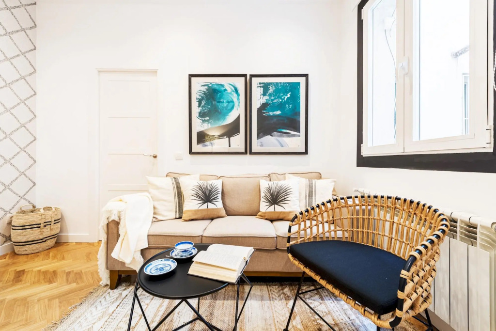 2 BD apartment next to Atocha train station. Atocha
