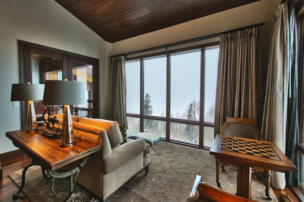 Premium Luxury One Bedroom with Hot Tub