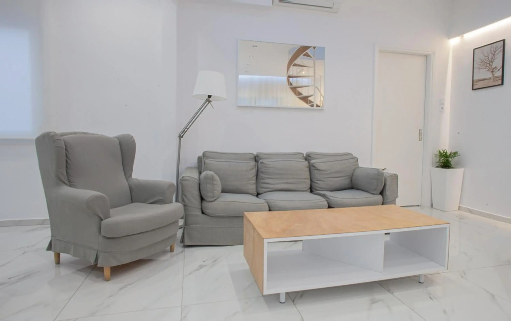 Luxury apartment 115m2 in the heart of Athens
