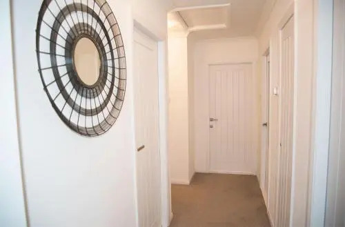 8 Glamaig Place