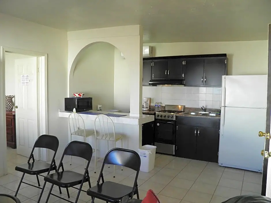 #55 Suite Bungalow Seaside Hotel & Victors RV Park