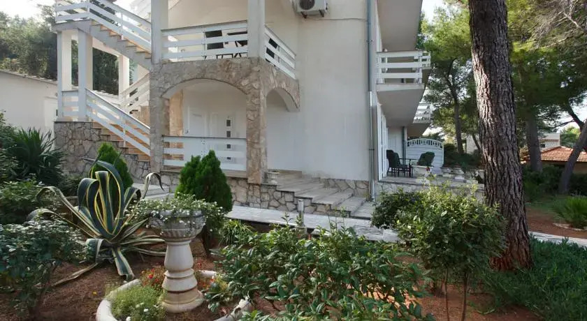 Apartments Tamar