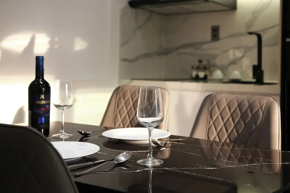 CityHouse- El Pino Realm at Metro Ben Thanh Market