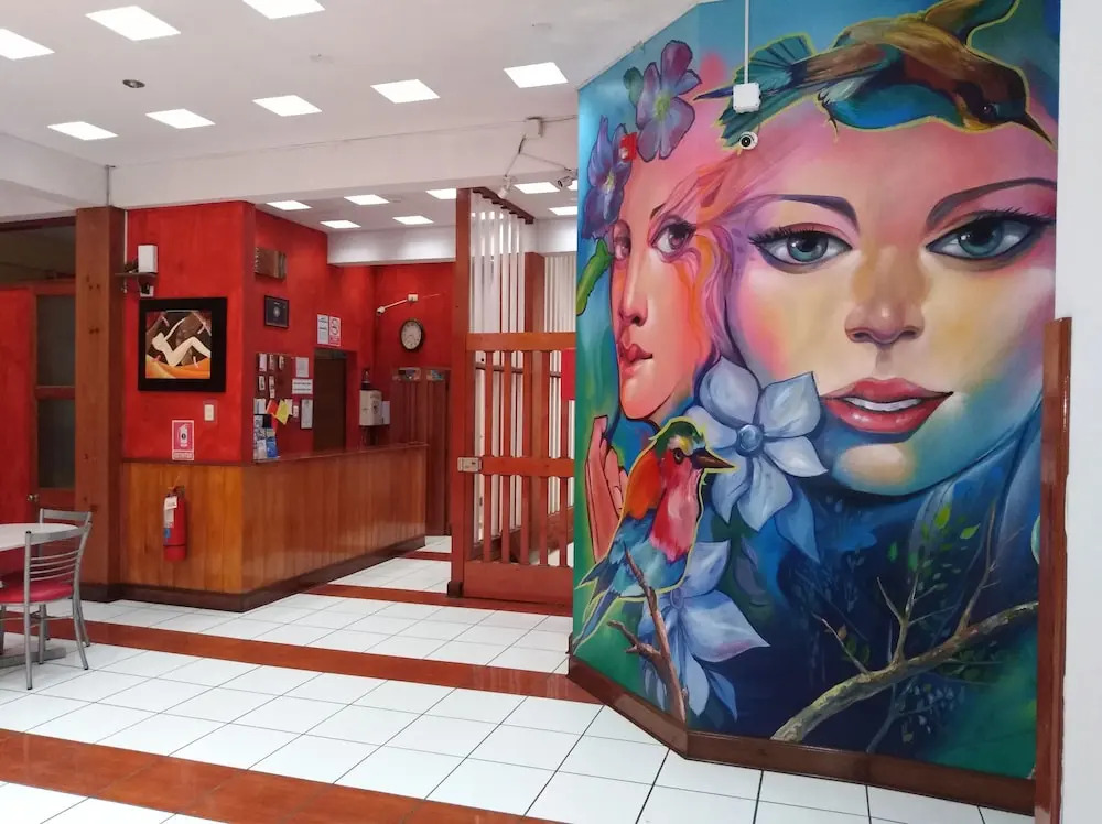 Yaki Hostel