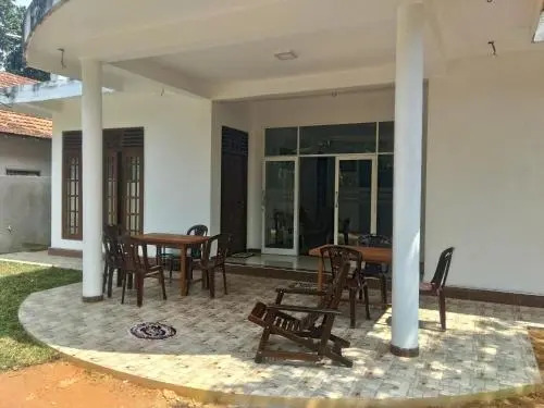Sasmika Villa Surf and Yoga Hostel