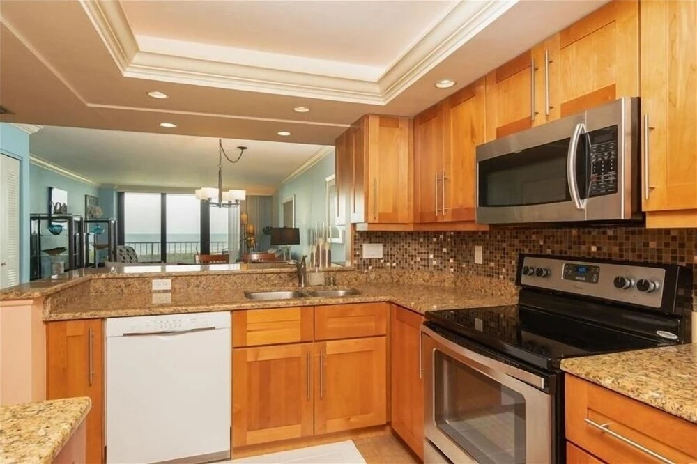 Sst2-1002 - South Seas Tower 2 Bedroom Condo by Redawning