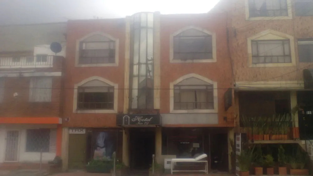 Hotel Inn 72