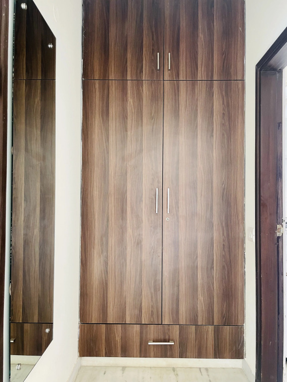 BluO Studio DLF Golf Course Road - Artemis