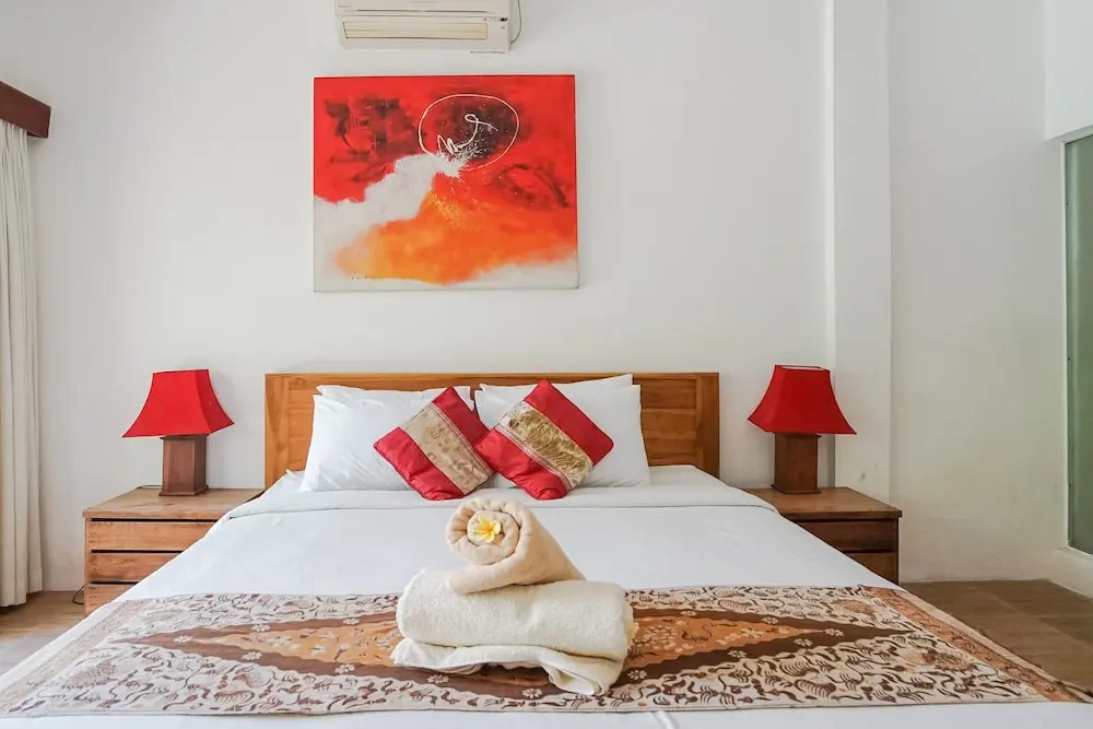 Diuma residence yoga meditation retreat and healing Center