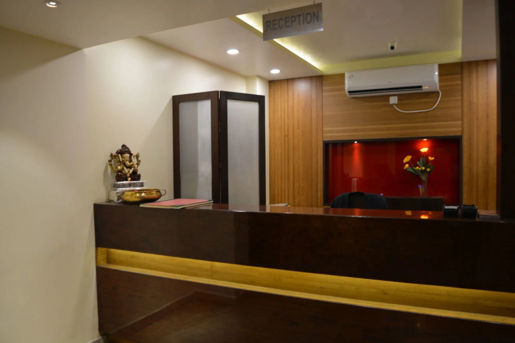Krrish Clarks Inn