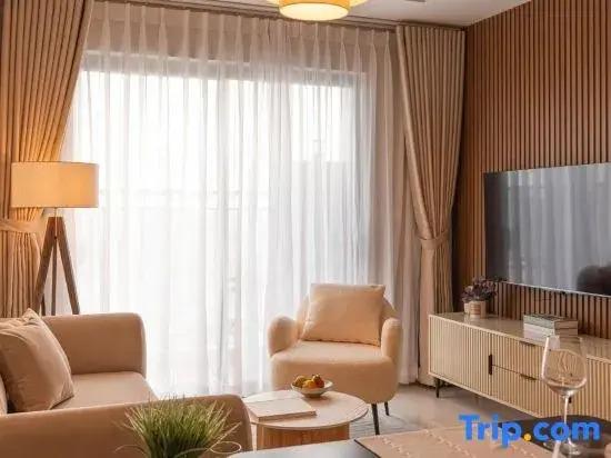 Soho Grand Central Residence - Upscale Living in District 1 - Premium Studios, 2Brs 3Brs